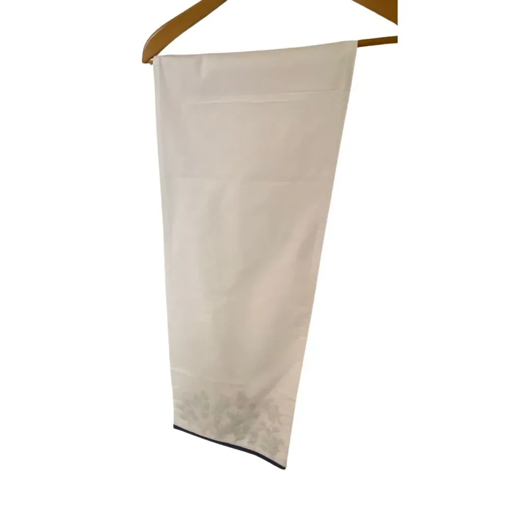 Unbranded beautiful white